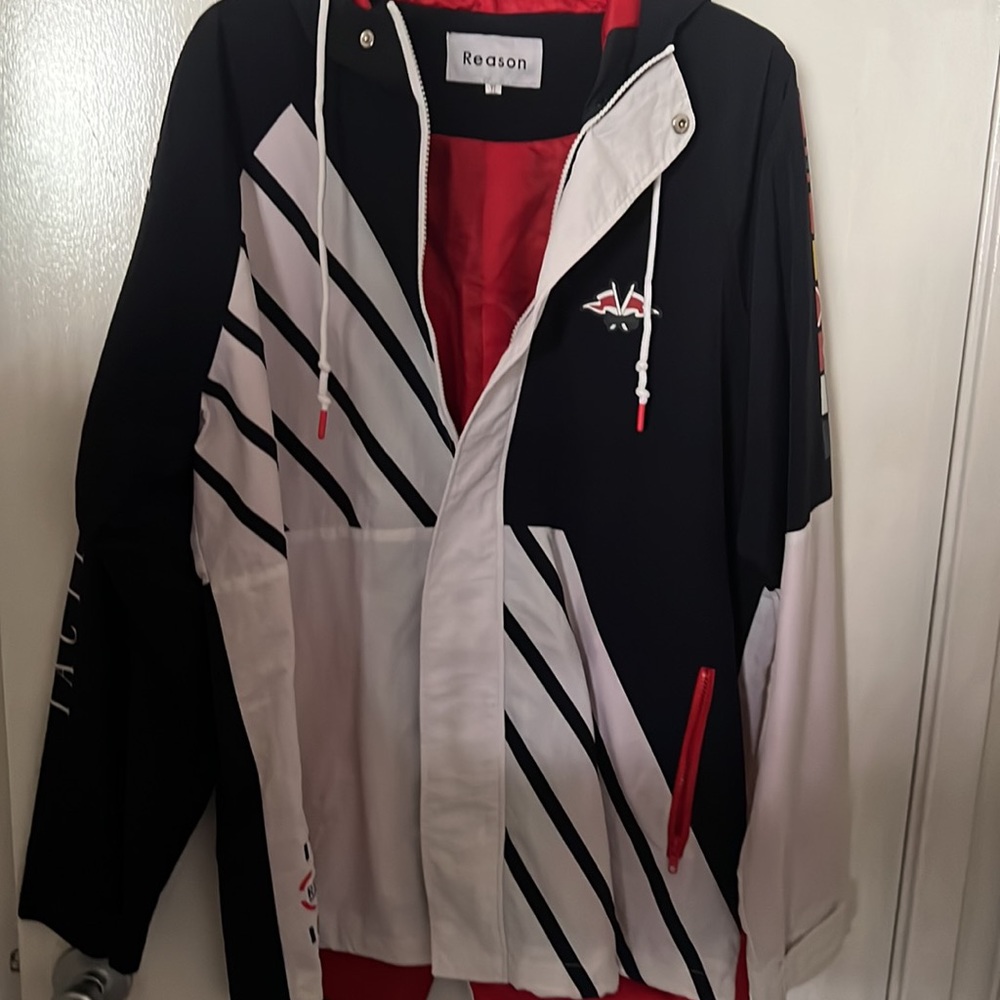 Jacket - Picture 3 of 3